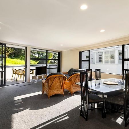Pacific Escape - Downtown, Beach & Sea Views Mount Maunganui Luaran gambar