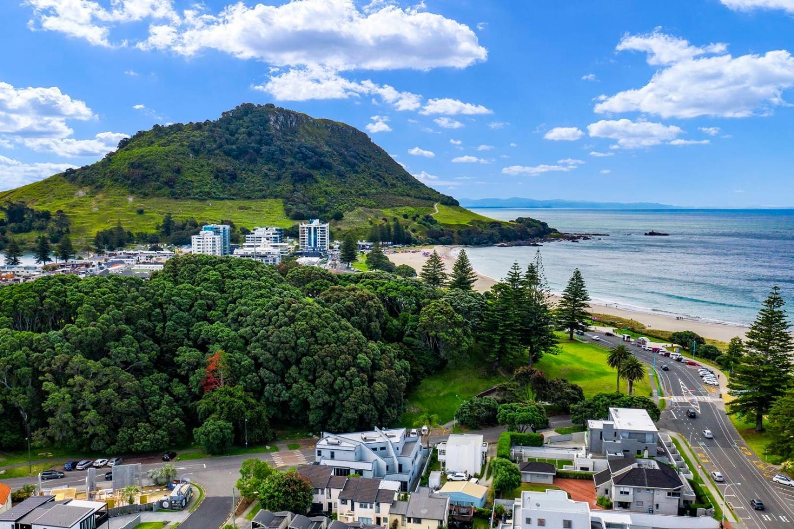 Pacific Escape - Downtown, Beach & Sea Views Mount Maunganui Luaran gambar